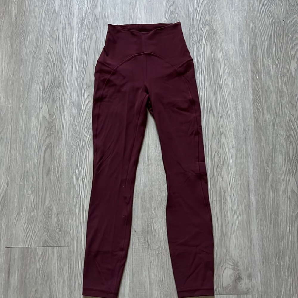 Lululemon Cassis Unlimited leggings lightly worn size 0